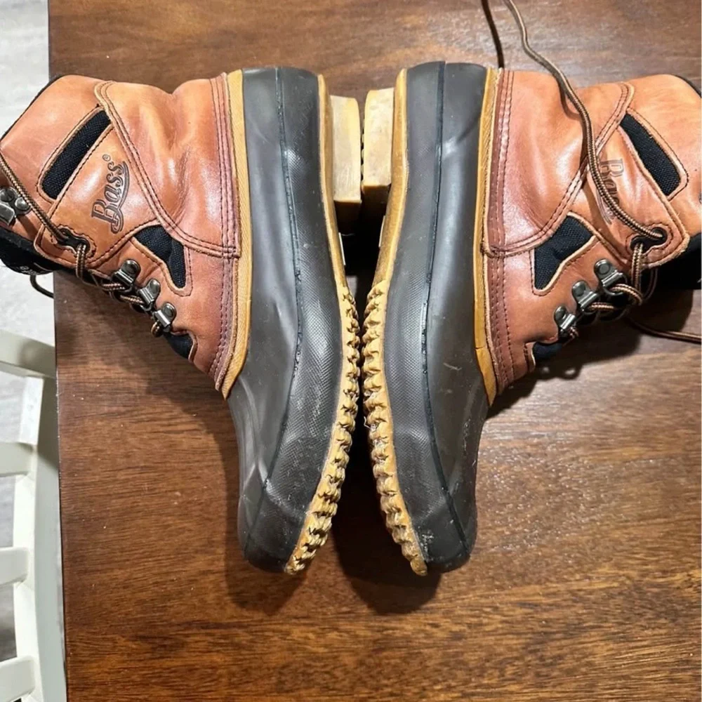 Mens BASS brand duck boots